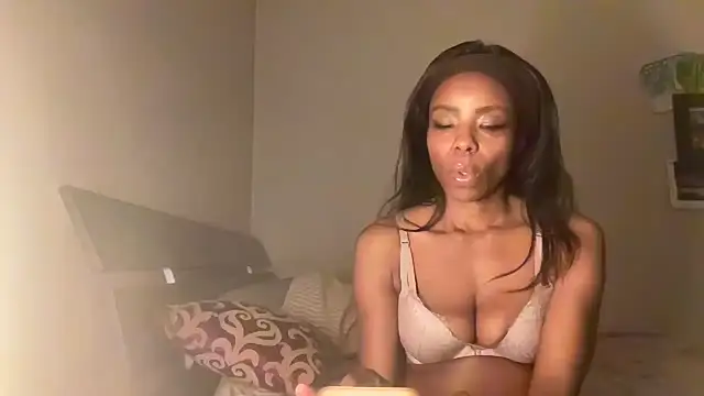 Snapshot of Peachyz69 chatting on January 14, 2026, 4:16 am Peachyz69 online show from January 14, 2026, 4:16 am