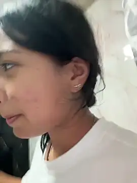 lynn9000 online show from September 30, 2025, 6:41 am