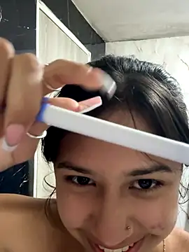 lynn9000 online show from October 1, 2025, 4:28 am