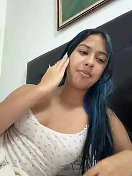 Snapshot of lynn9000 chatting on February 19, 2026, 4:20 am lynn9000 online show from February 19, 2026, 4:20 am