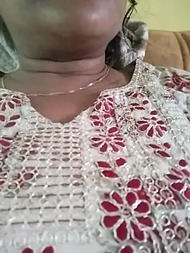 Snapshot of Monika_Telugu_Girl chatting on February 1, 2026, 7:50 am Monika Telugu Girl online show from February 1, 2026, 7:50 am