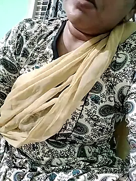 Snapshot of Monika_Telugu_Girl chatting on December 22, 2025, 8:20 pm Monika Telugu Girl online show from December 22, 2025, 8:20 pm