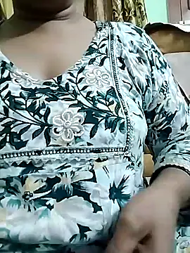 Snapshot of Monika_Telugu_Girl chatting on December 17, 2025, 7:41 pm Monika Telugu Girl online show from December 17, 2025, 7:41 pm