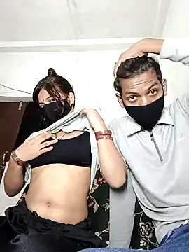 hiddennisha online show from October 9, 2025, 8:37 am