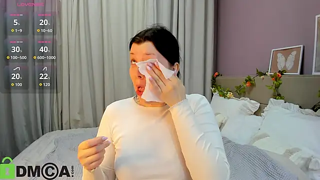 Snapshot of Michele_Greenn chatting on September 28, 2025, 12:17 am Michele Greenn online show from September 28, 2025, 12:17 am