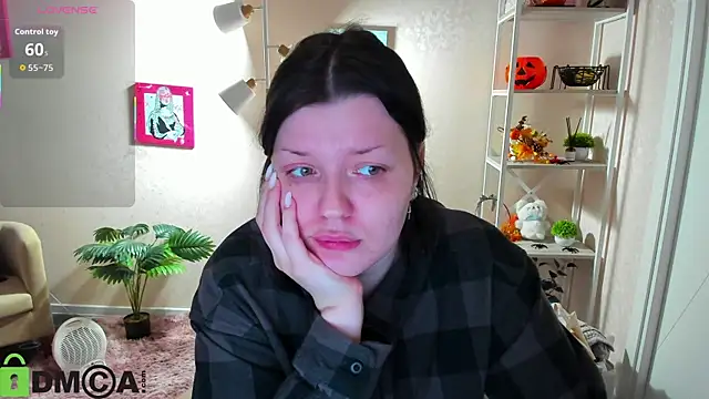 Snapshot of Michele_Greenn chatting on November 18, 2025, 3:04 pm Michele Greenn online show from November 18, 2025, 3:04 pm