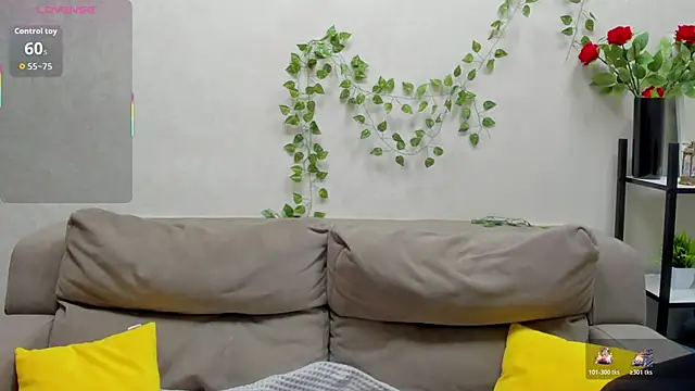 Snapshot of Michele_Greenn chatting on December 18, 2025, 12:49 am Michele Greenn online show from December 18, 2025, 12:49 am