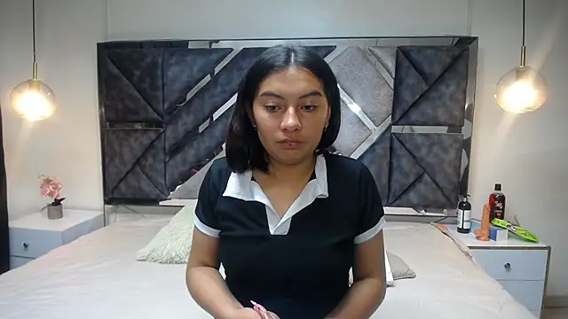Snapshot of Janne_ chatting on September 16, 2025, 6:36 am Janne online show from September 16, 2025, 6:36 am