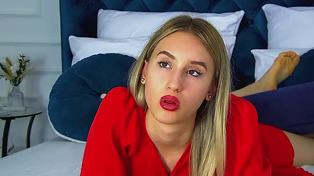 VictoriaHopsons online show from September 10, 2025, 7:13 pm