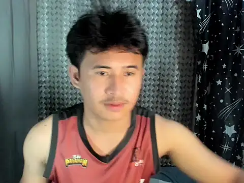 Snapshot of Adim-pinoy146 chatting on June 8, 2026, 1:39 am Adim-pinoy146 online show from June 8, 2026, 1:39 am