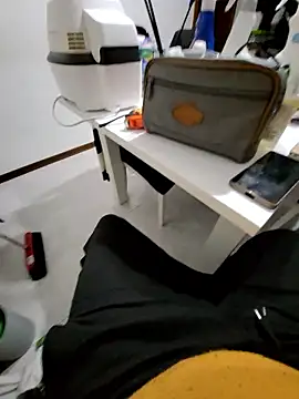 Snapshot of giova17cm chatting on January 12, 2026, 10:03 pm giova17cm online show from January 12, 2026, 10:03 pm