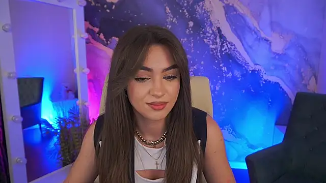 EricaSin online show from June 5, 2026, 1:28 pm