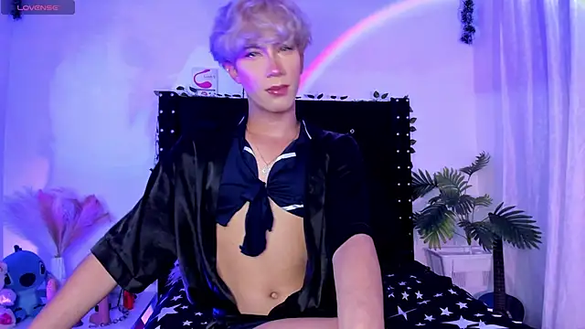 Snapshot of Cooperrosscute233 chatting on December 16, 2025, 11:53 pm Cooperrosscute233 online show from December 16, 2025, 11:53 pm