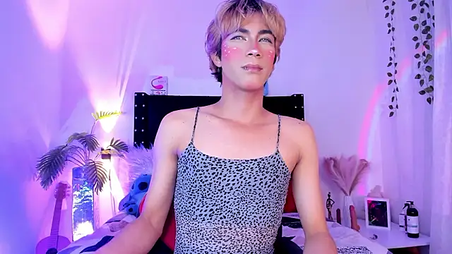 Cooperrosscute233 online show from March 23, 2026, 10:42 pm