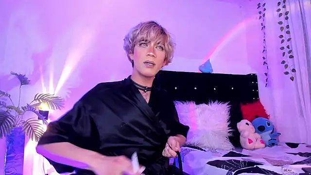 Snapshot of Cooperrosscute233 chatting on February 15, 2026, 3:40 am Cooperrosscute233 online show from February 15, 2026, 3:40 am