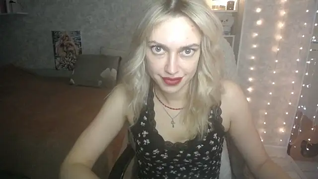 NickyAdamidi online show from November 13, 2025, 4:11 pm