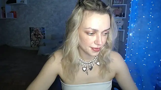 NickyAdamidi online show from November 29, 2025, 5:02 pm