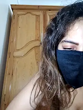 Snapshot of ghadiraa chatting on December 5, 2025, 2:21 am ghadiraa online show from December 5, 2025, 2:21 am