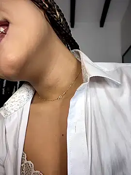 MystiqueXXX online show from February 17, 2026, 1:19 pm