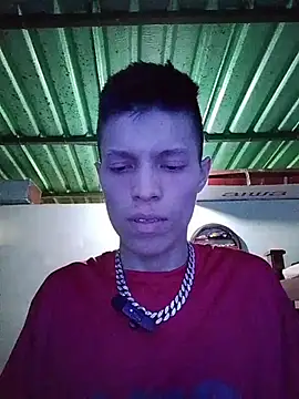 Snapshot of elinnki chatting on December 19, 2025, 7:16 pm elinnki online show from December 19, 2025, 7:16 pm