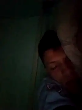 Snapshot of elinnki chatting on October 24, 2025, 1:32 pm elinnki online show from October 24, 2025, 1:32 pm