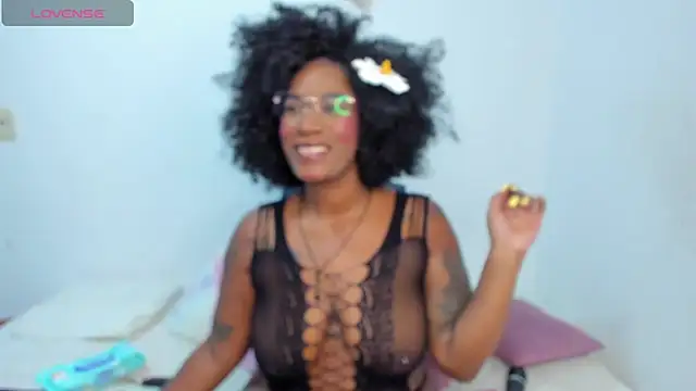 Brandy brown  online show from December 3, 2025, 11:25 pm