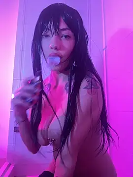 grayce blossoms 24 online show from October 10, 2025, 7:47 pm