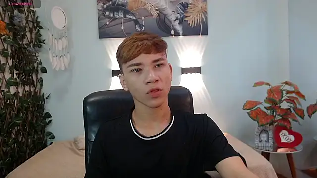 nathanclay online show from December 20, 2025, 3:53 am