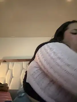 Snapshot of SamanthaDiamonds_ chatting on October 2, 2025, 12:36 am SamanthaDiamonds online show from October 2, 2025, 12:36 am