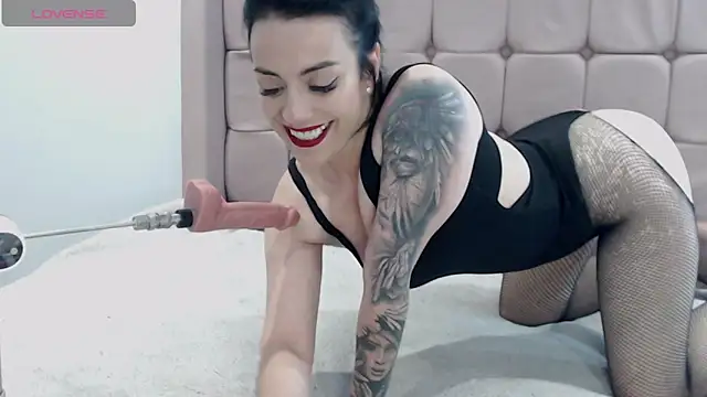 HotAss Hally online show from December 4, 2025, 8:02 am