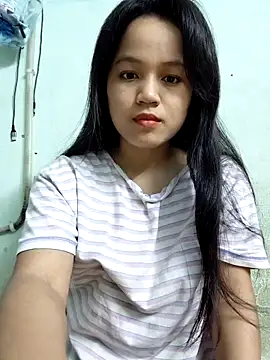 Snapshot of BabySweet-18 chatting on April 6, 2026, 7:20 am BabySweet-18 online show from April 6, 2026, 7:20 am