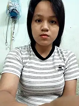 Snapshot of BabySweet-18 chatting on March 9, 2026, 7:23 am BabySweet-18 online show from March 9, 2026, 7:23 am