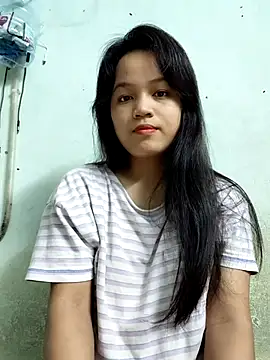 Snapshot of BabySweet-18 chatting on April 3, 2026, 7:15 am BabySweet-18 online show from April 3, 2026, 7:15 am