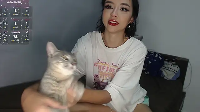 brisazanes online show from November 23, 2025, 4:22 am