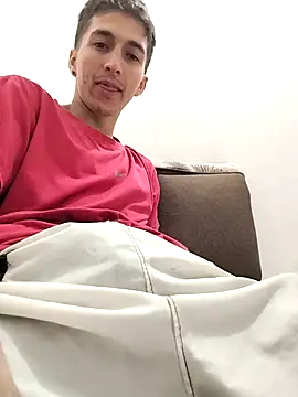 Snapshot of Carlos11123 chatting on October 15, 2025, 8:06 pm Carlos11123 online show from October 15, 2025, 8:06 pm