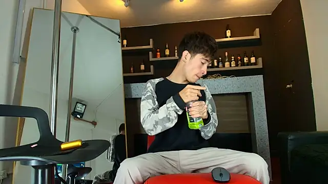  DantFox  online show from October 6, 2025, 8:20 pm