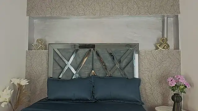  DantFox  online show from December 3, 2025, 8:08 pm