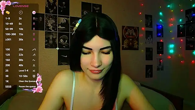 mskissa online show from November 30, 2025, 1:28 am