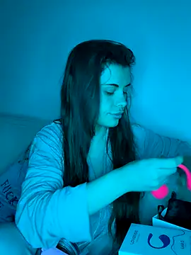 AlitaNova online show from December 2, 2025, 9:16 pm