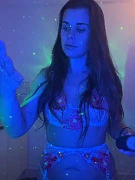 AlitaNova online show from September 16, 2025, 8:10 pm