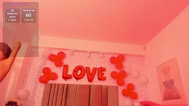 Snapshot of naishaa_ chatting on February 14, 2026, 6:30 pm naishaa online show from February 14, 2026, 6:30 pm