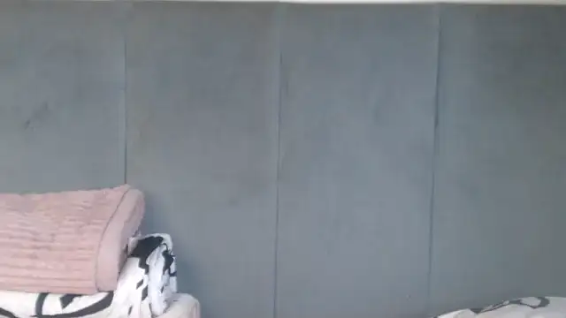 Snapshot of Jah-Queen chatting on November 1, 2025, 4:23 pm Jah-Queen online show from November 1, 2025, 4:23 pm