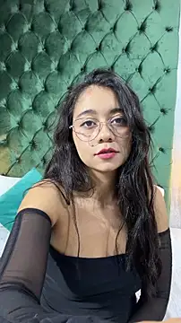Snapshot of Lily_June chatting on May 18, 2026, 6:12 pm Lily June online show from May 18, 2026, 6:12 pm
