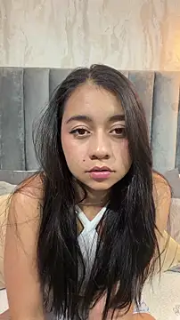 Snapshot of Lily_June chatting on May 9, 2026, 8:01 pm Lily June online show from May 9, 2026, 8:01 pm