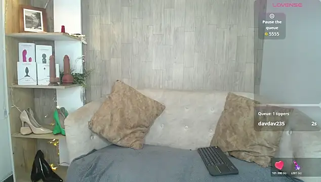 may wood online show from April 23, 2026, 12:11 pm