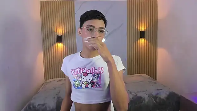 Snapshot of BILLY_JAMEES chatting on December 16, 2025, 6:01 pm BILLY JAMEES online show from December 16, 2025, 6:01 pm