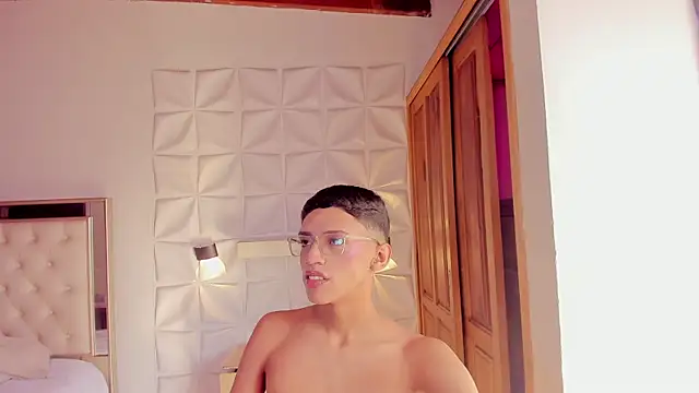 Snapshot of BILLY_JAMEES chatting on December 22, 2025, 8:53 pm BILLY JAMEES online show from December 22, 2025, 8:53 pm