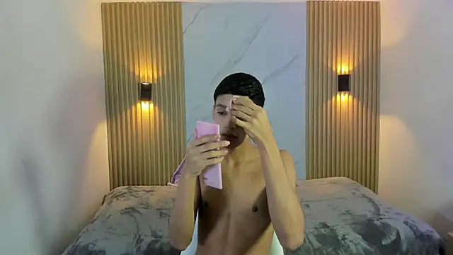 Snapshot of BILLY_JAMEES chatting on December 18, 2025, 12:31 pm BILLY JAMEES online show from December 18, 2025, 12:31 pm