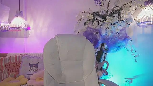 Snapshot of JadeSummerr chatting on October 22, 2025, 11:42 am JadeSummerr online show from October 22, 2025, 11:42 am