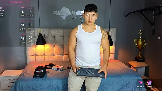 Horny nick18 online show from October 18, 2025, 12:07 pm